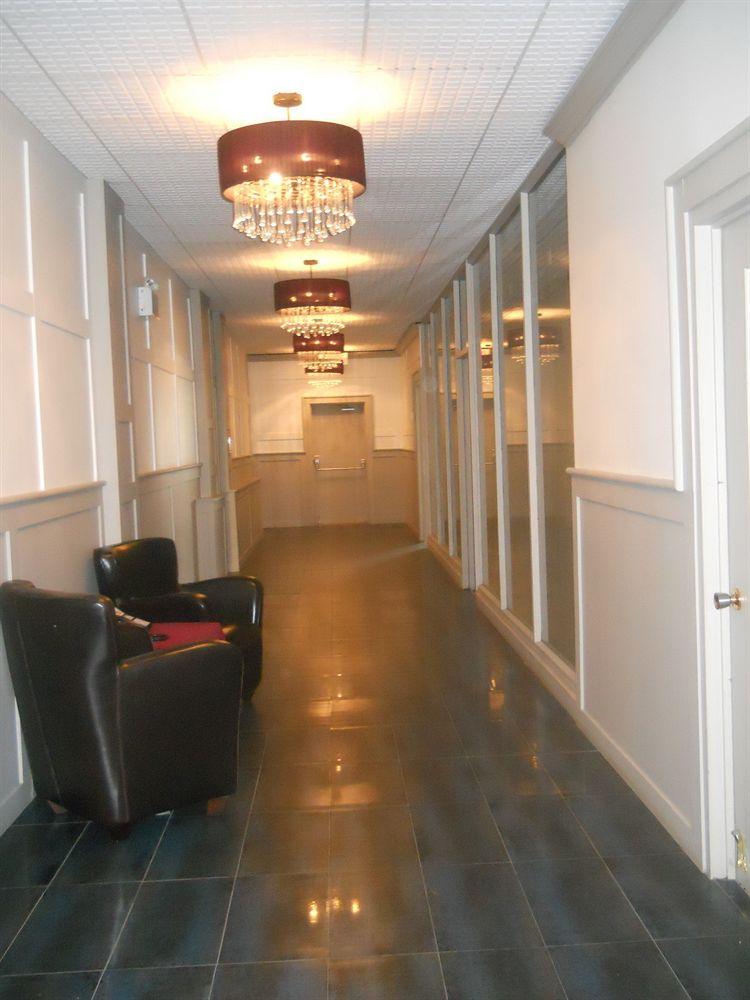 Travelodge By Wyndham Trois-Rivières Esterno foto