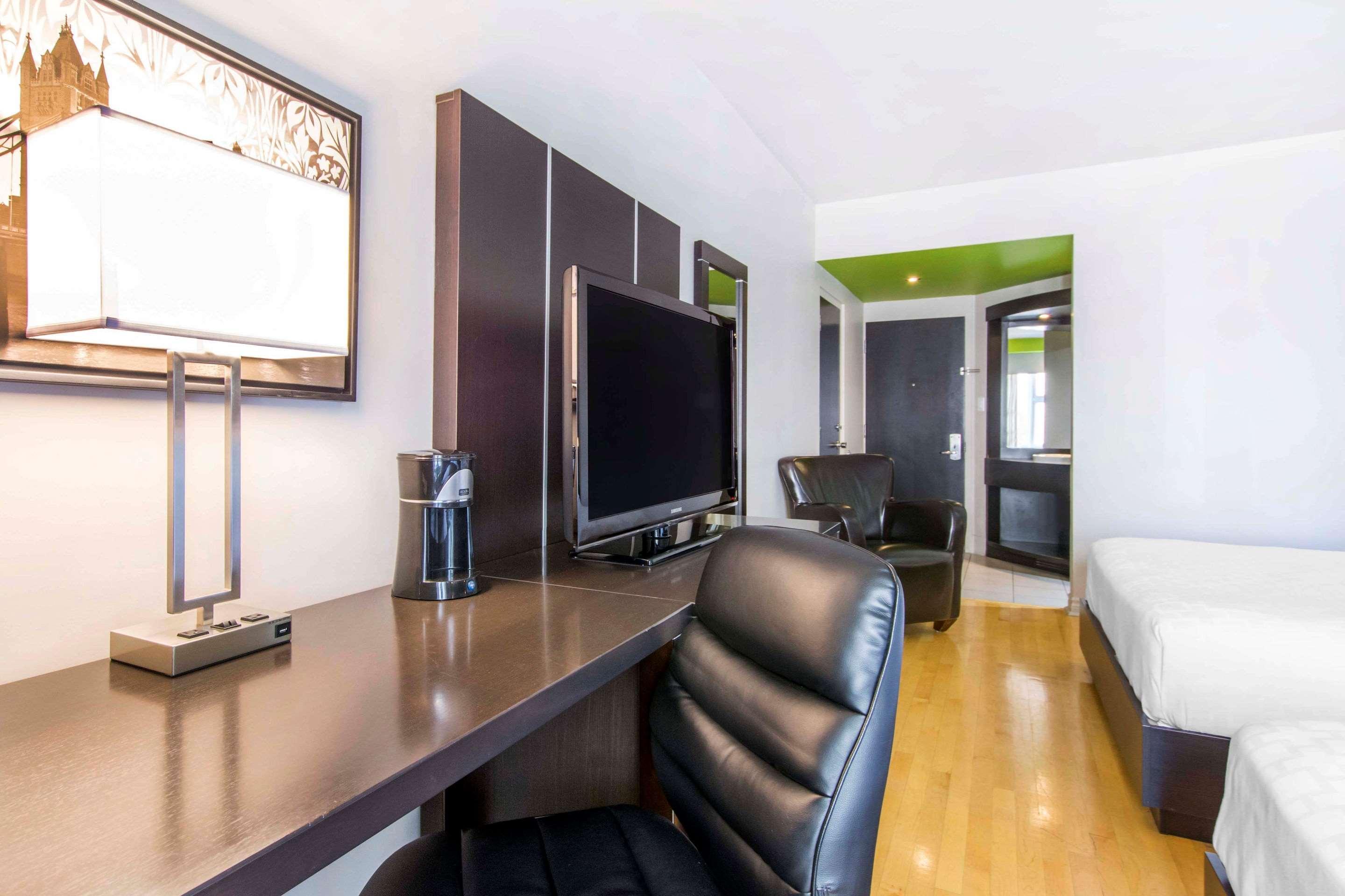 Travelodge By Wyndham Trois-Rivières Esterno foto
